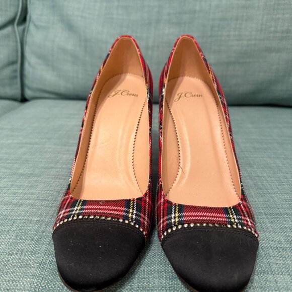 J. CREW Red Stewart tartan pumps with cap-toe detail - never worn, size 8.5 - Picture 3 of 6